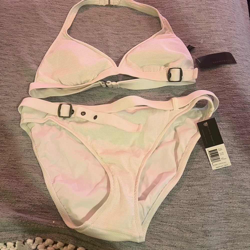 Keneth Cole white bikini 👙 (XL)
